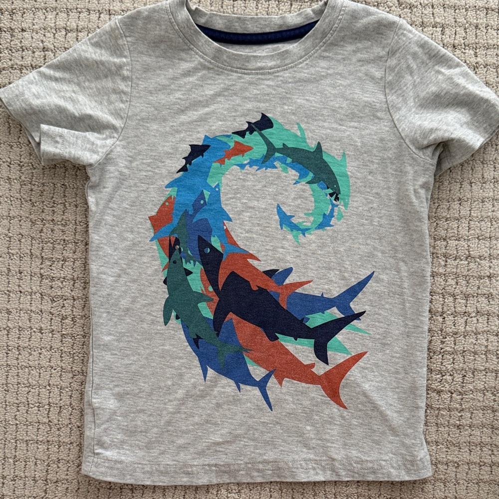 Tea Collection Gray Shark Swirl Tee